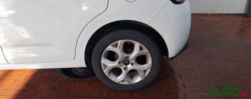 2015' Citroen C3 photo #3