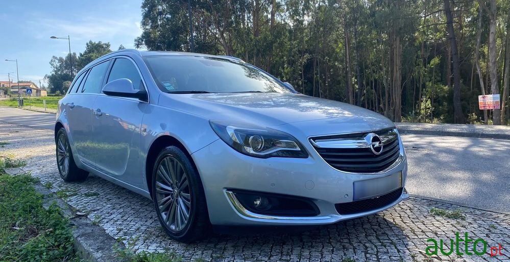 2016' Opel Insignia Sports Tourer for sale. Odivelas, Portugal