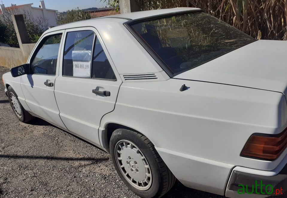 1991' Mercedes-Benz 190 photo #4