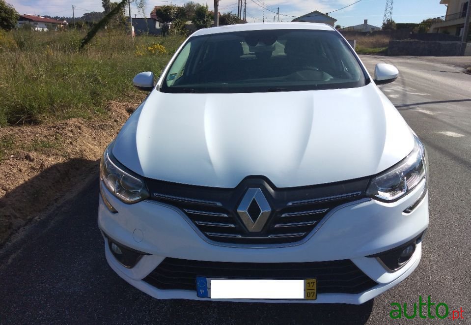 2017' Renault Megane photo #2