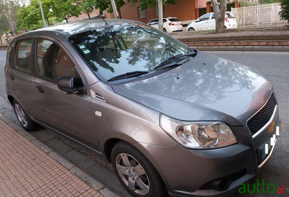 2010' Chevrolet Aveo Ver-1-2-L photo #4