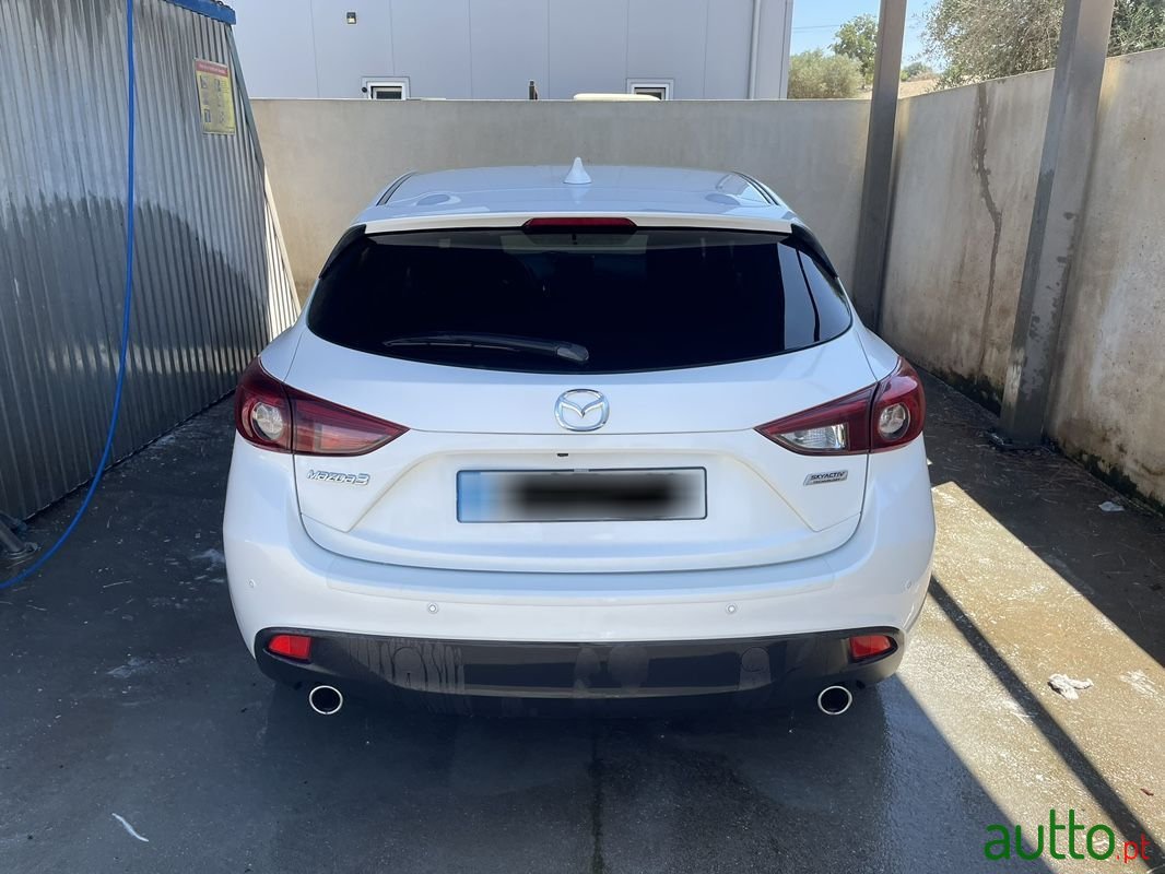 2015' Mazda 3 photo #5