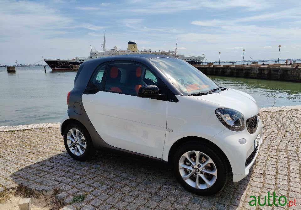 2016' Smart Fortwo photo #4