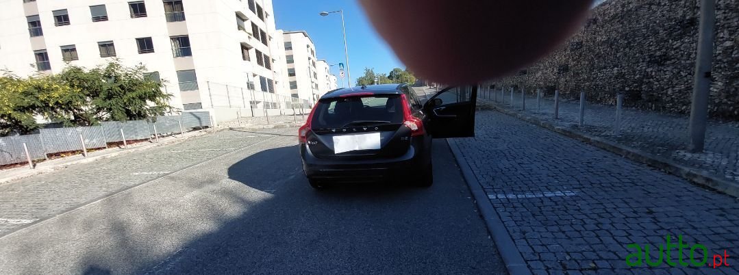 2016' Volvo V60 photo #3