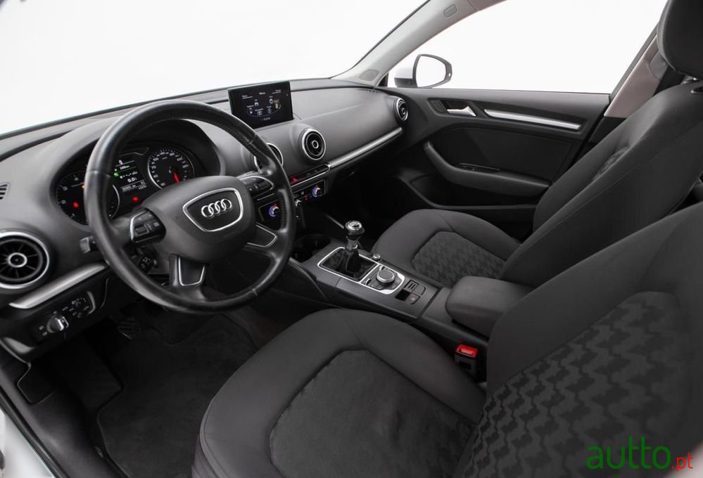 2016' Audi A3 Sportback photo #6