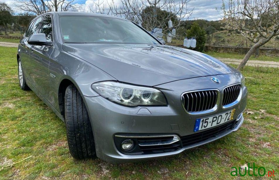 2014' BMW 520 D Line Luxury Auto photo #3