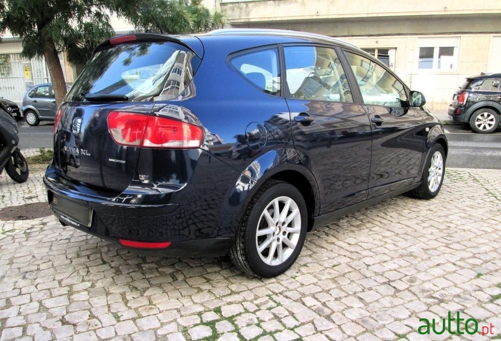 2010' SEAT Altea 1.6 Tdi Sport Dpf photo #4