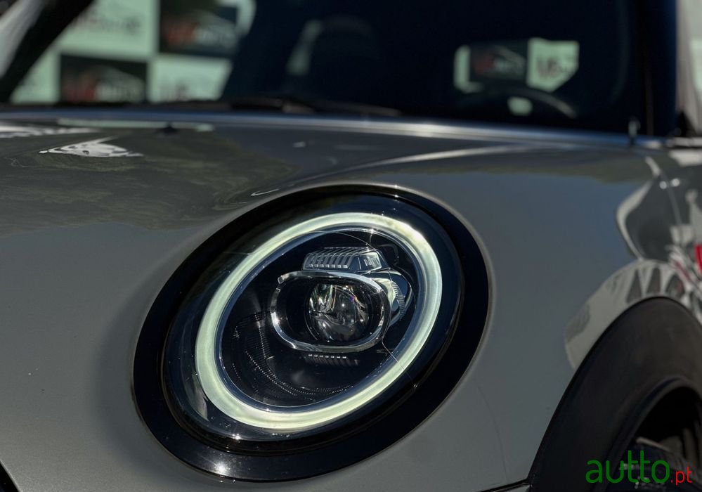 2019' MINI 3 Portas photo #4