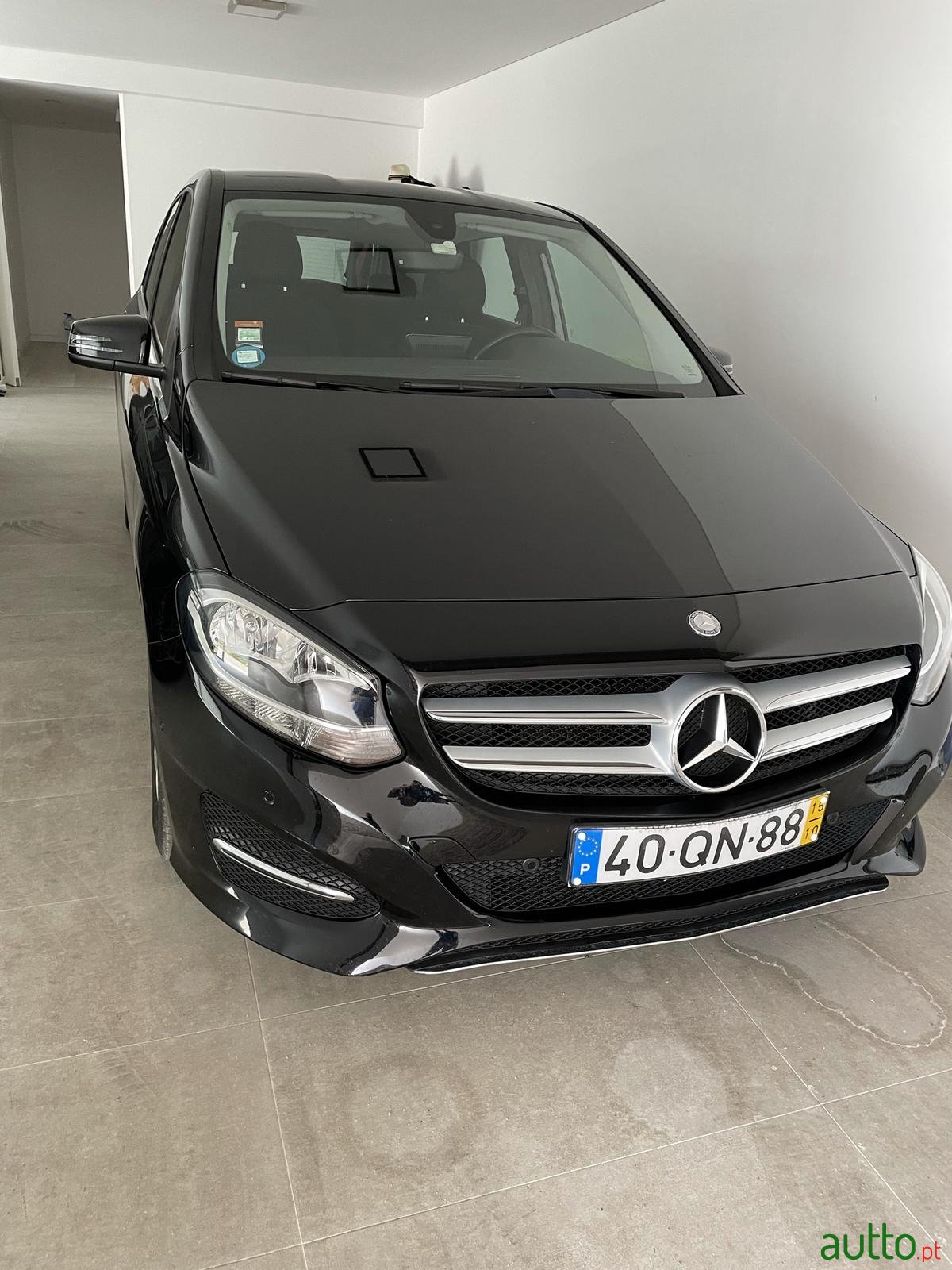 2015' Mercedes-Benz B 180 photo #1