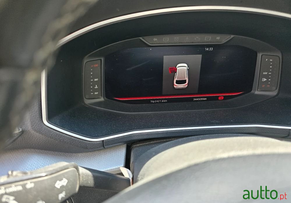 2019' SEAT Tarraco 2.0 Tdi Style photo #3