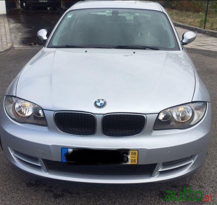 2008' BMW 120 E82 photo #2