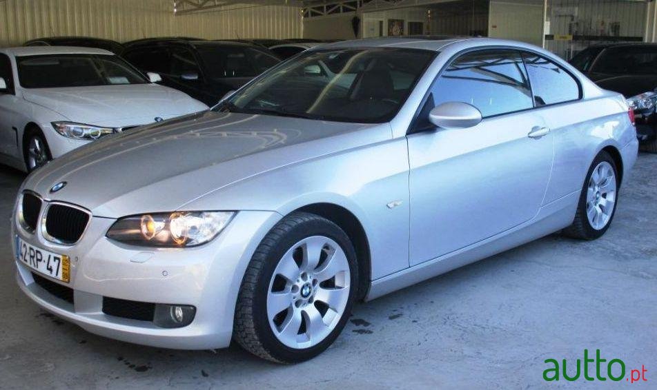 2008' BMW 320 D Coupe photo #1