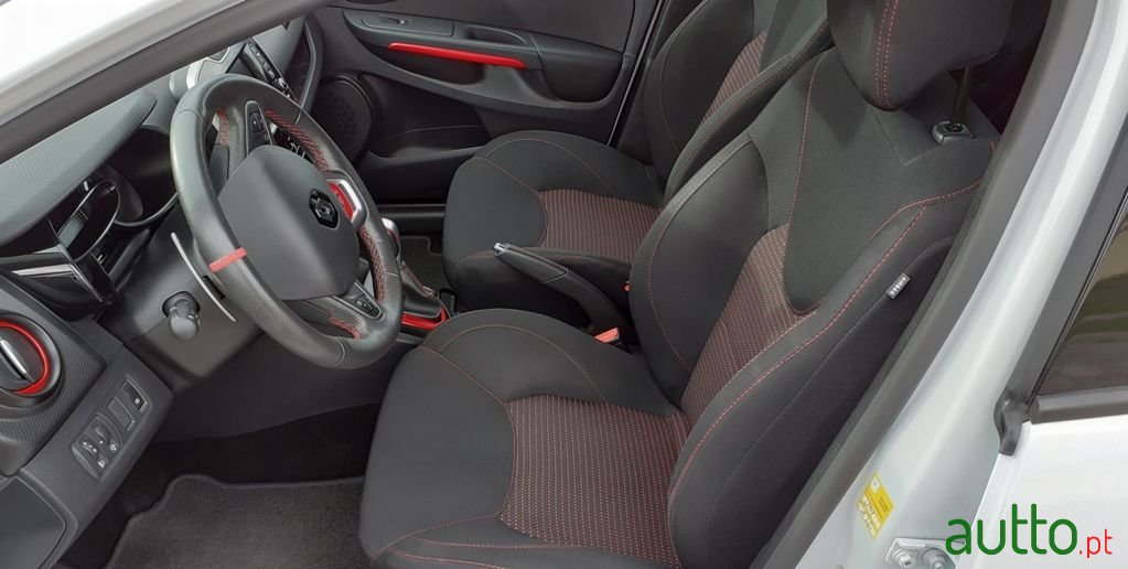 2016' Renault Clio photo #5