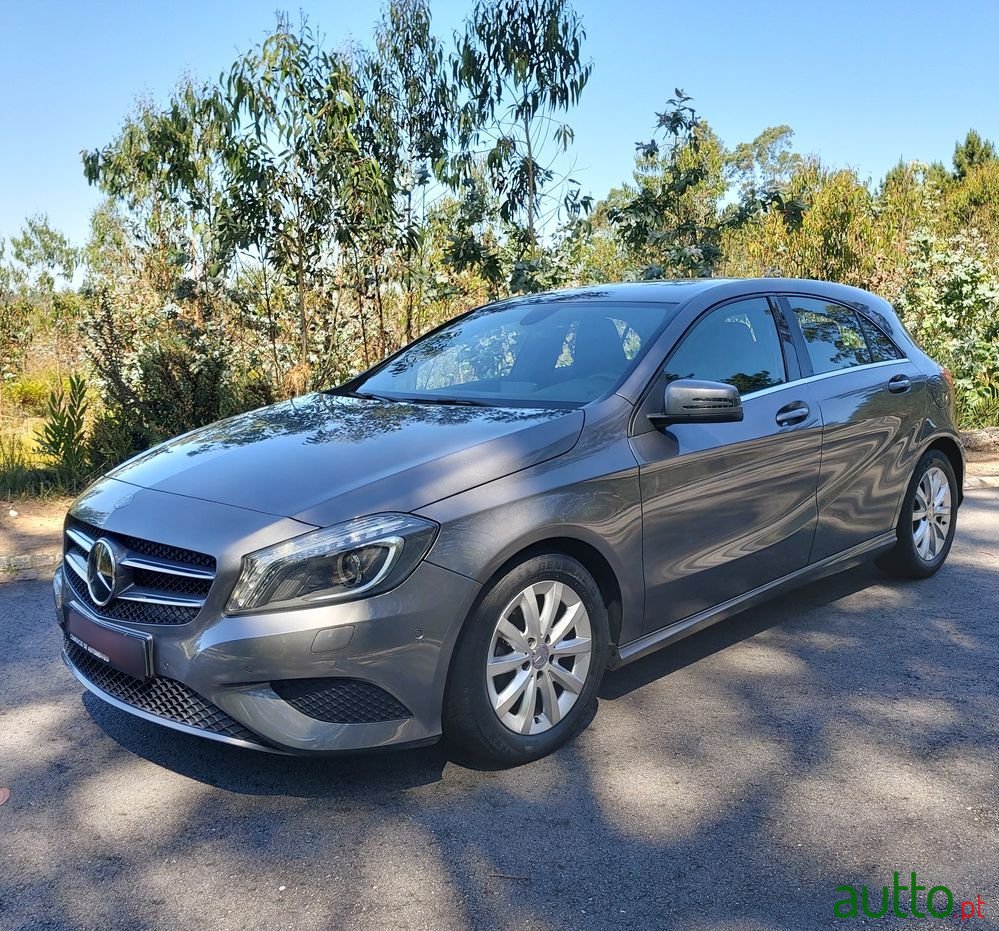 2014' Mercedes-Benz A 180 photo #5