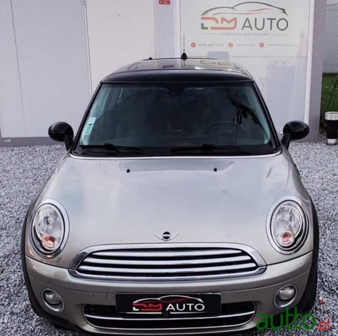 2008' MINI Cooper photo #2
