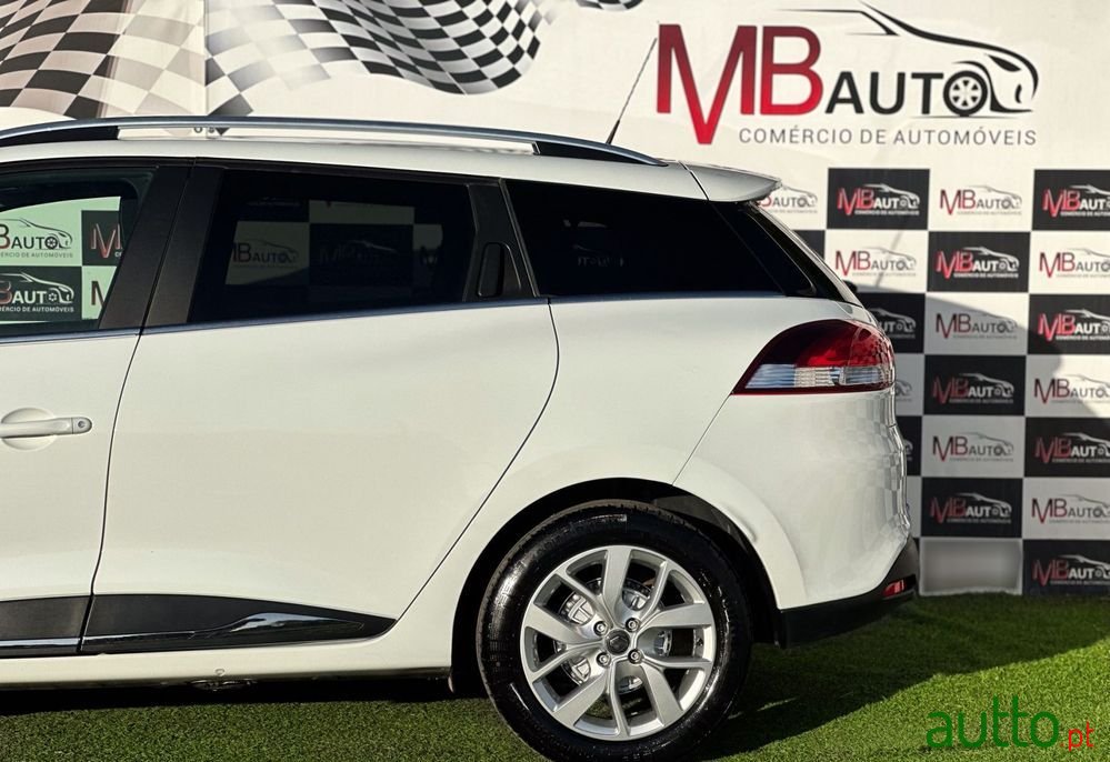 2020' Renault Clio 0.9 Tce Limited photo #5