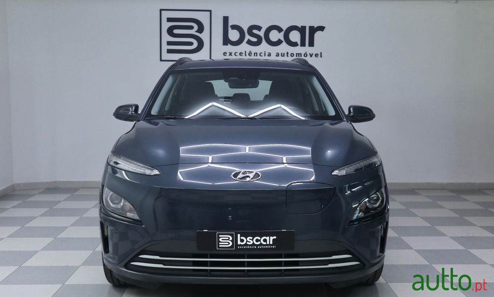 2022' Hyundai Kauai photo #2