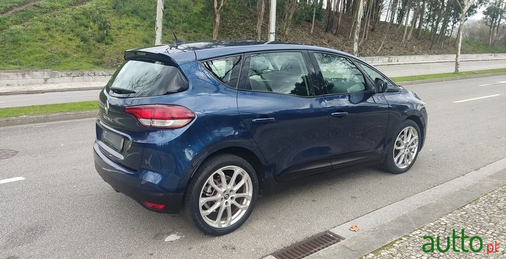 2017' Renault Scenic photo #6