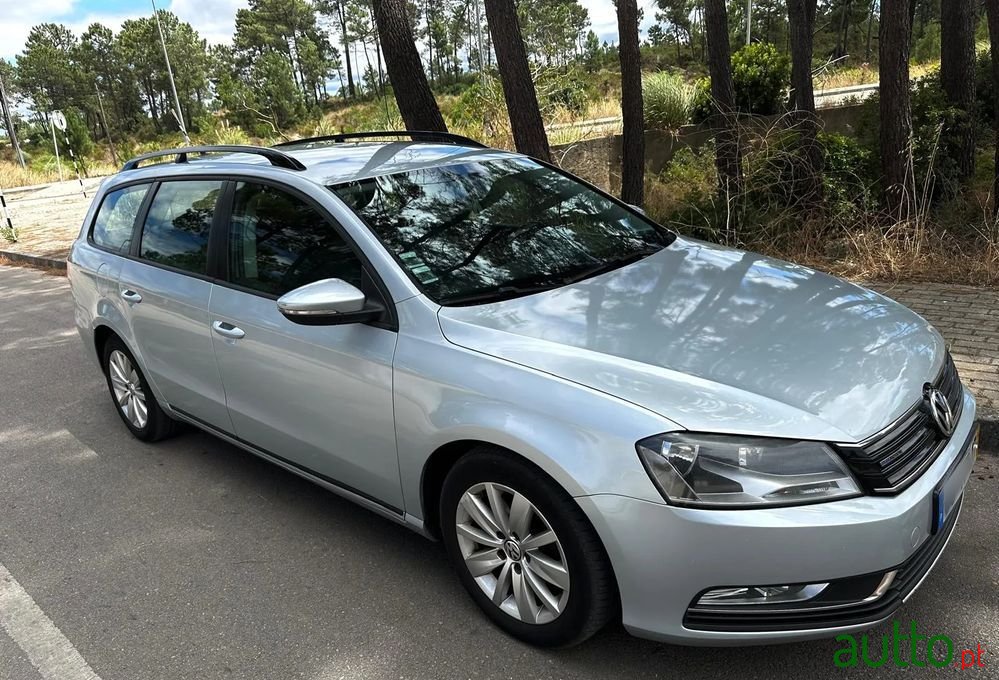 2014' Volkswagen Passat Variant photo #6