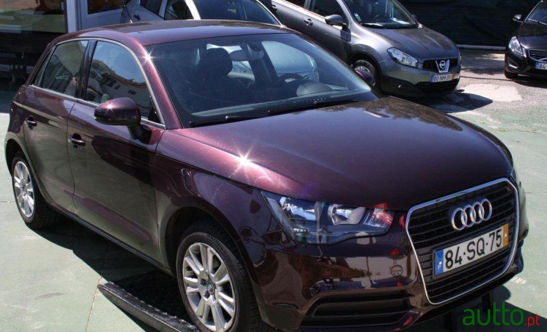 2013' Audi A1 Sportback photo #1