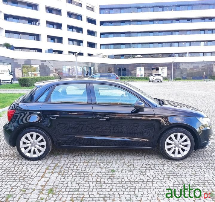 2014' Audi A1 Sportback photo #4