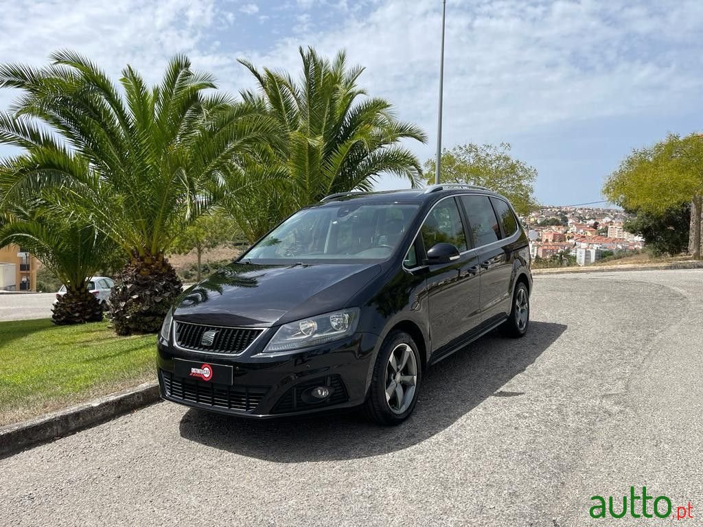 2012' SEAT Alhambra photo #1