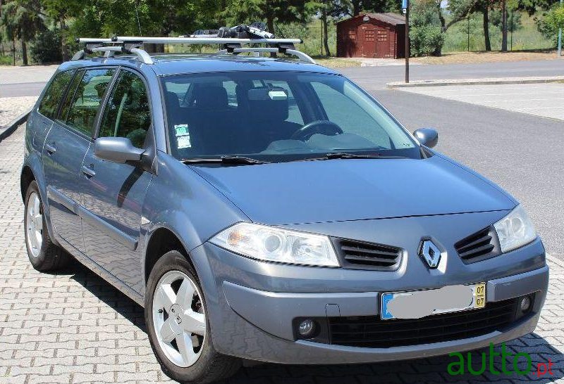 2007' Renault Megane Break photo #1