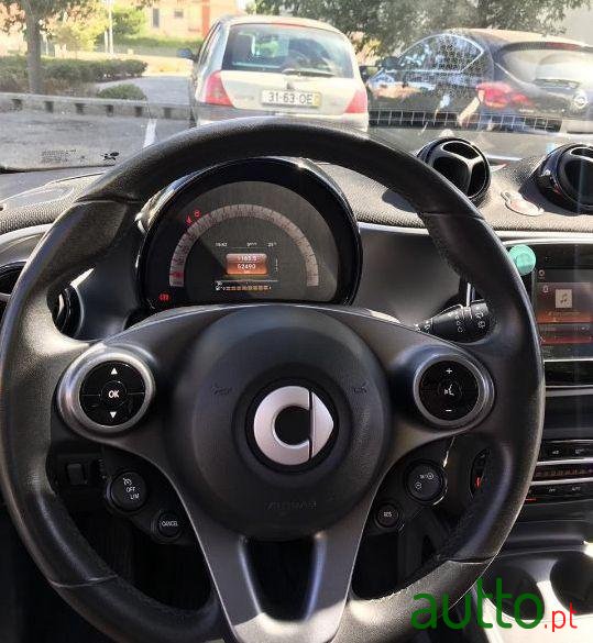 2016' Smart Forfour Passion photo #1