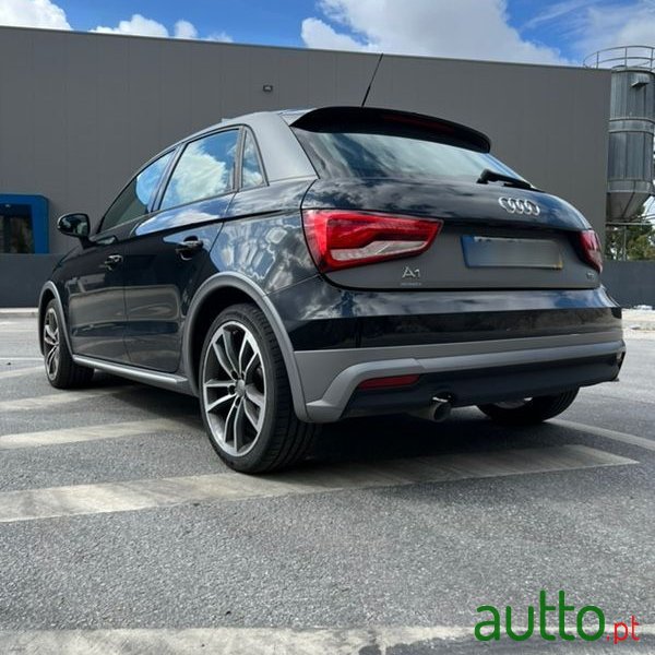 2016' Audi A1 Sportback photo #3