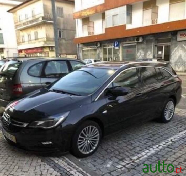 2016' Opel Astra Sports Tourer photo #1