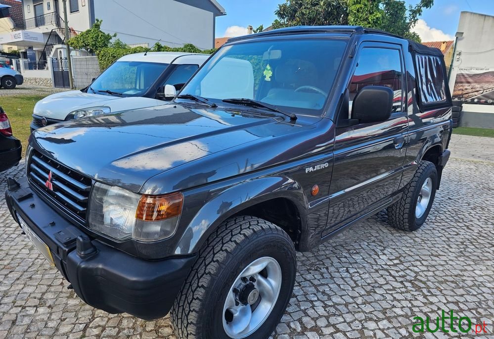 1993' Mitsubishi Pajero 2.5 Tdi Glx photo #1