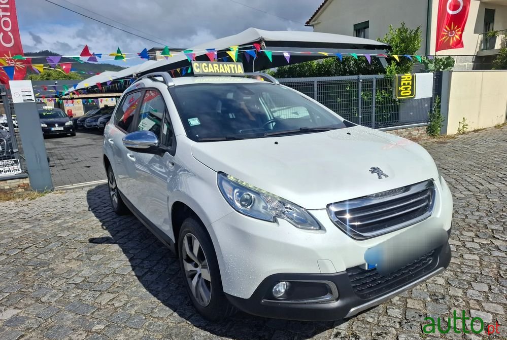 2016' Peugeot 2008 photo #1