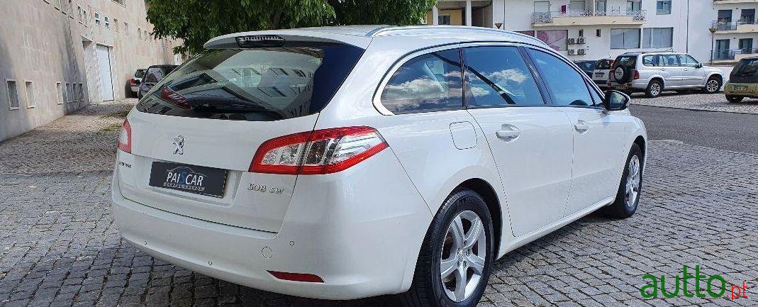 2011' Peugeot 508 Sw photo #4