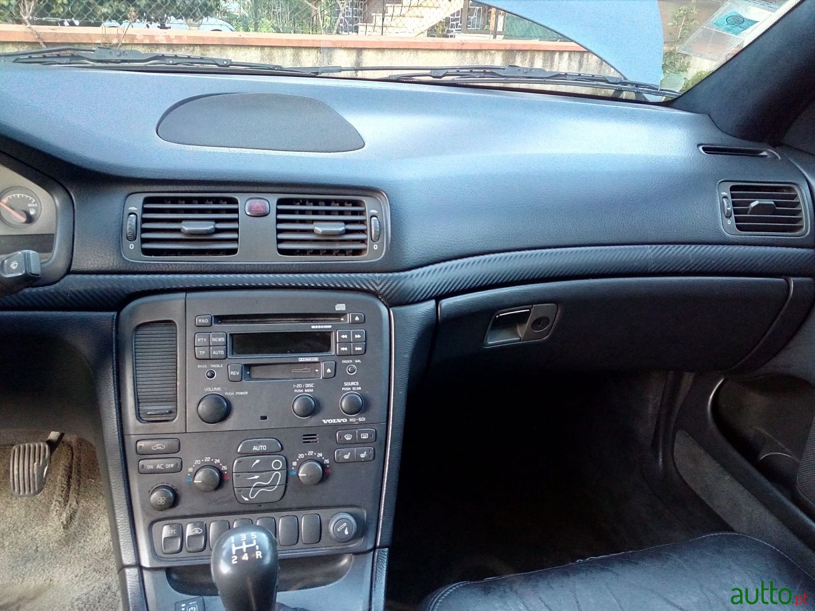 2000' Volvo S80 photo #4