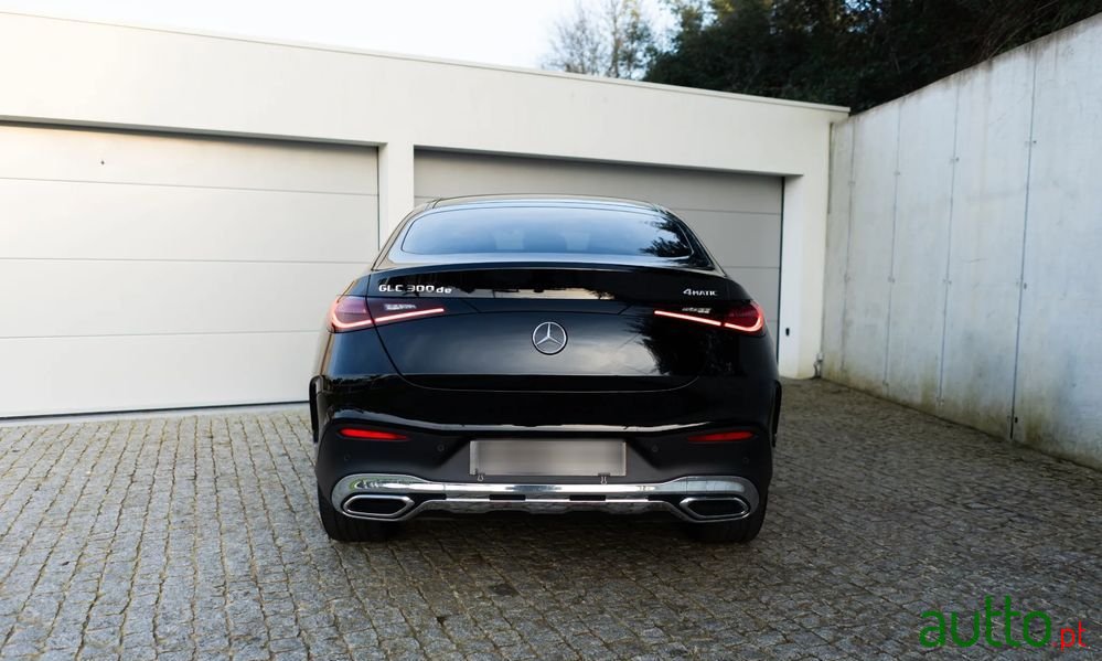 2023' Mercedes-Benz Classe Glc photo #6