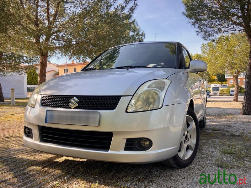 2007' Suzuki Swift photo #6