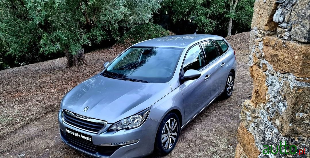 2017' Peugeot 308 Sw photo #6