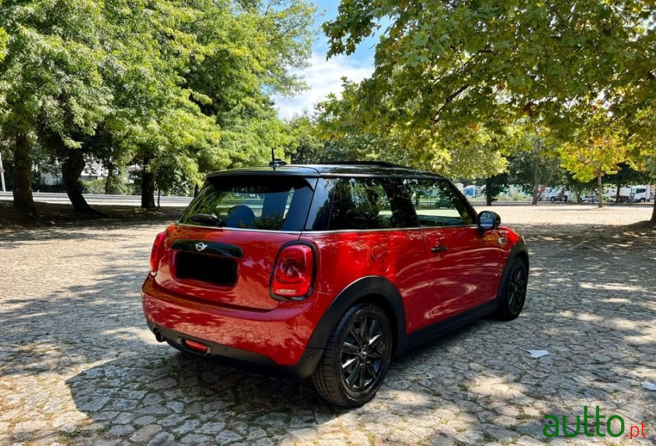 2014' MINI Cooper photo #4