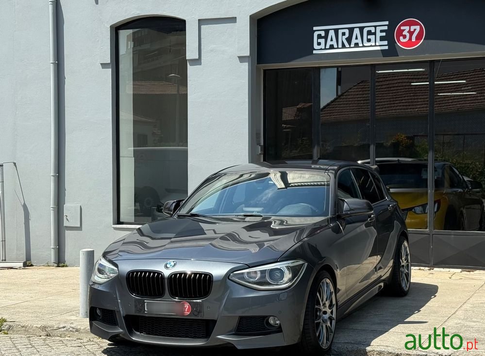 2012' BMW Série 1 D Pack M photo #3