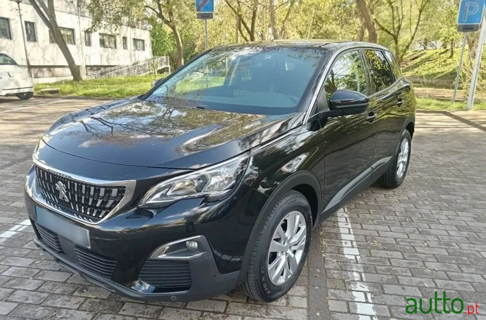 2019' Peugeot 3008 photo #2