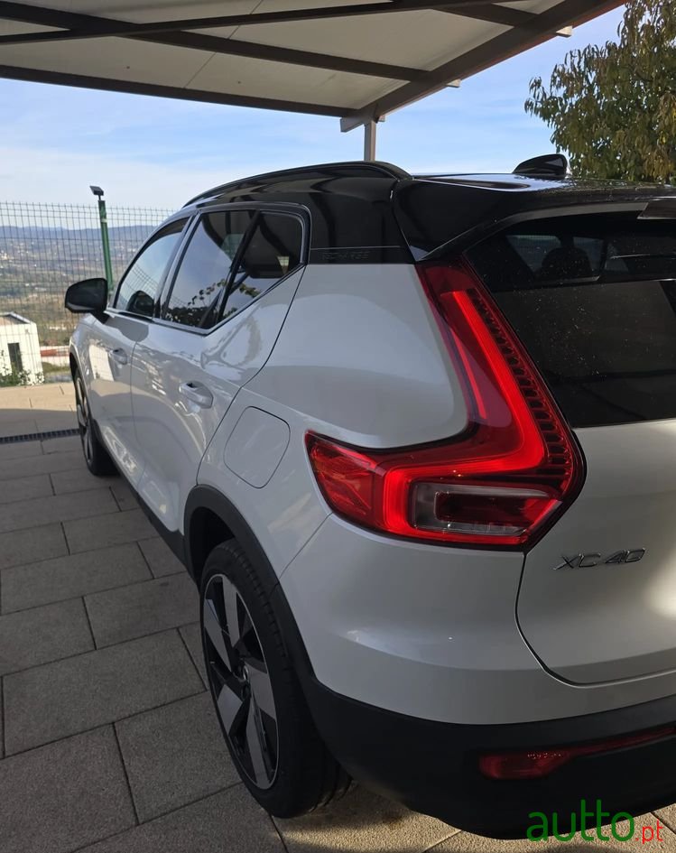 2023' Volvo Xc 40 Recharge Ultimate photo #4