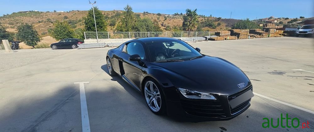 2008' Audi R8 Coupé photo #1