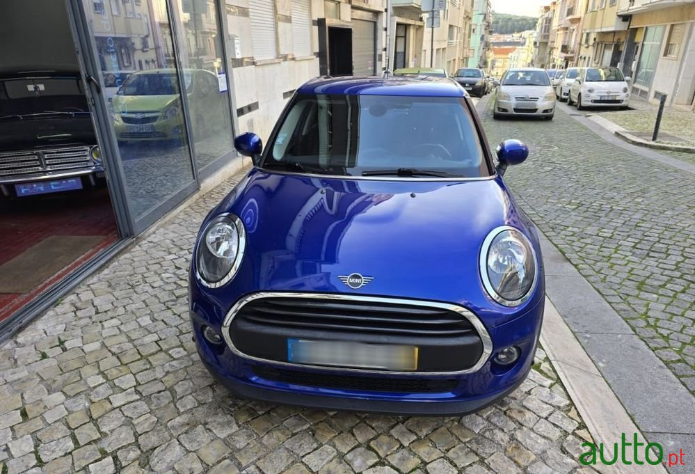 2020' MINI One 5 Portas photo #1