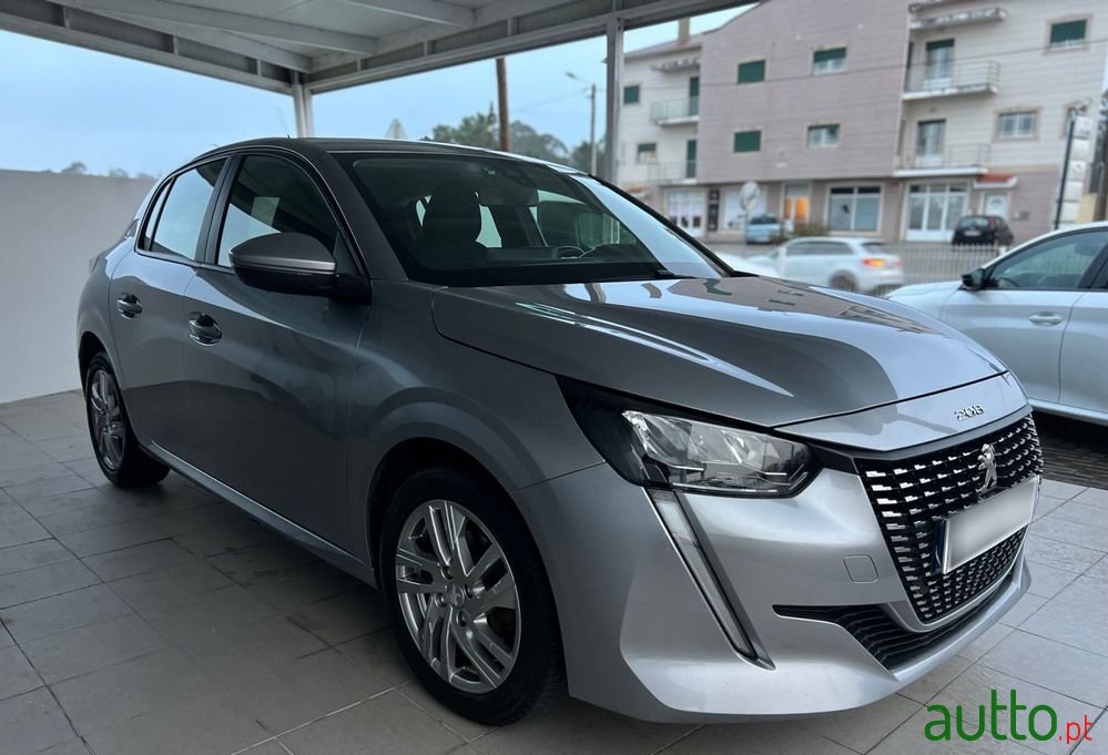 2020' Peugeot 208 photo #4