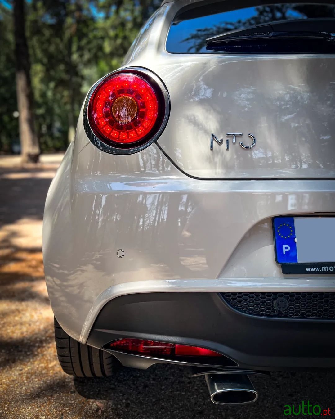 2015' Alfa Romeo MiTo photo #6