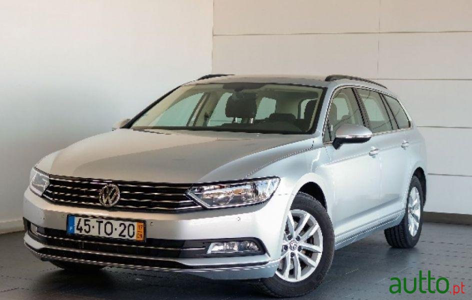 2017' Volkswagen Passat photo #1