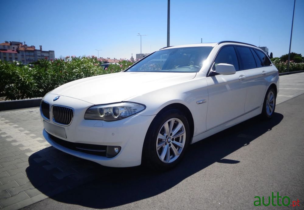 2011' BMW Série 5 photo #3