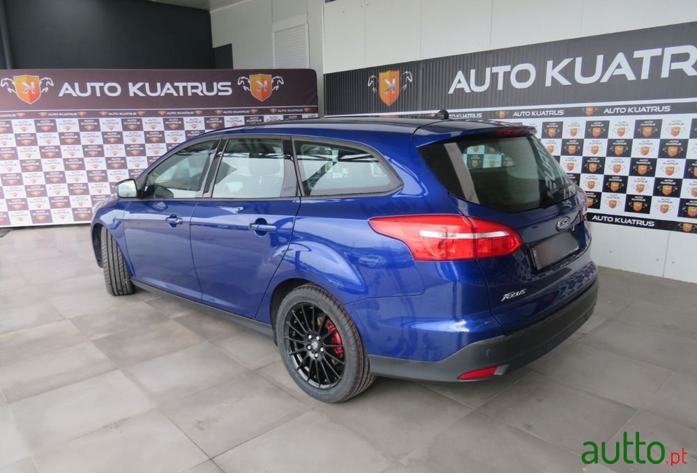 2017' Ford Focus Sw photo #5