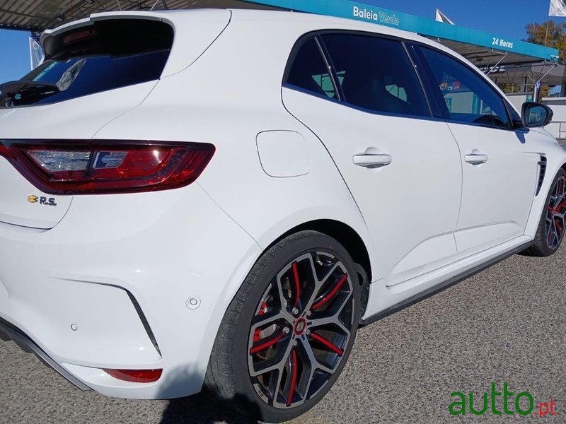 2019' Renault Megane photo #4