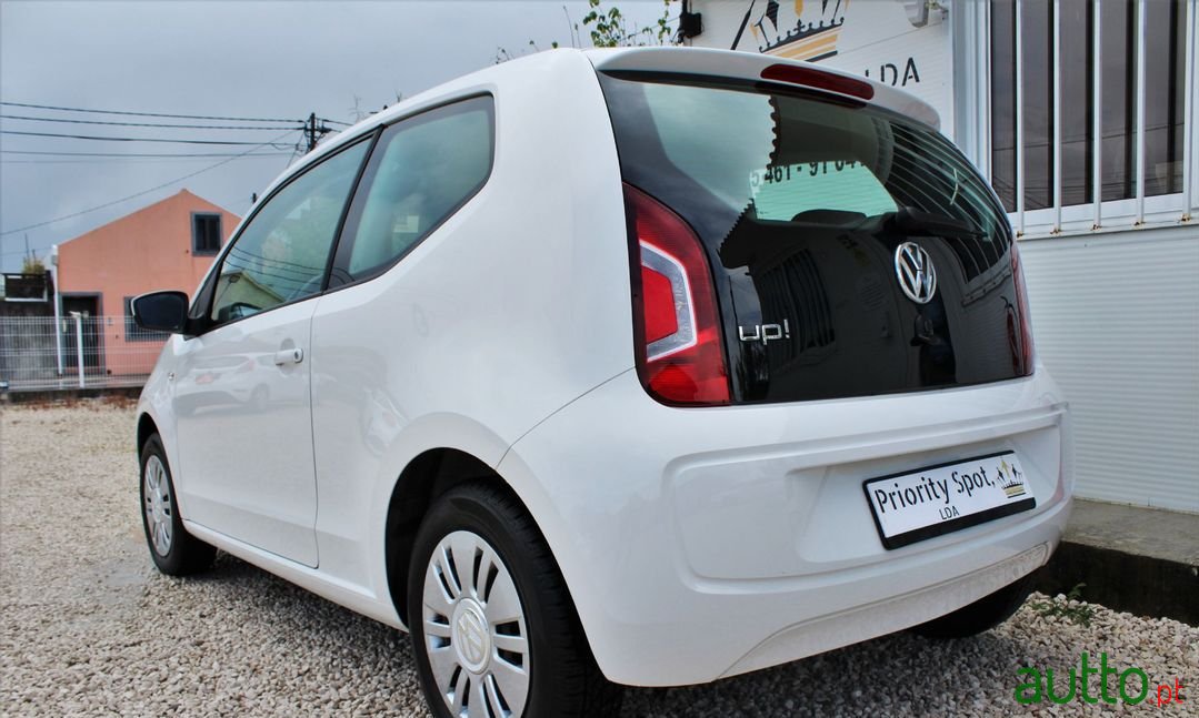 2016' Volkswagen Up photo #6